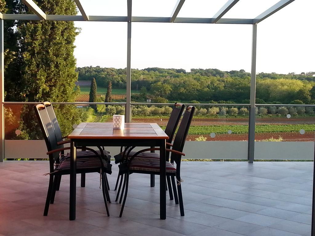 Summer Delight Apartments Савудрия Экстерьер фото